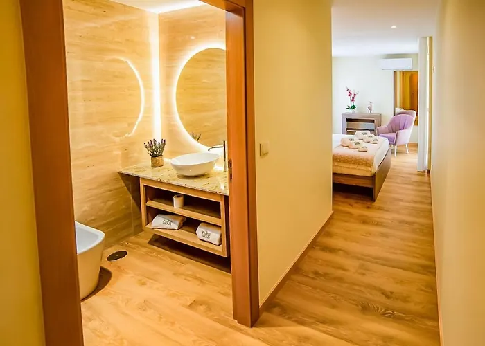 فيلة Portugal Active Nature Hill Duo